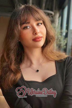 223006 - Elena Age: 18 - Ukraine