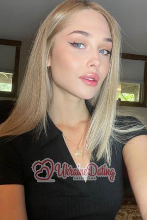 223238 - Aliesia Age: 25 - Ukraine