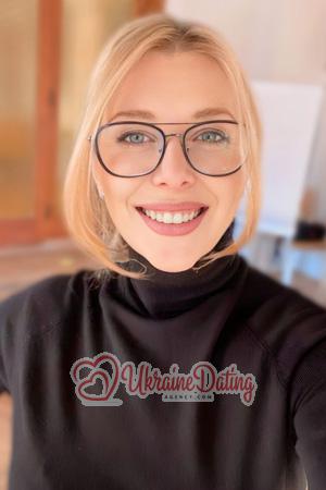 225572 - Olena Age: 28 - Ukraine