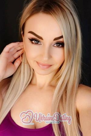 225812 - Natalia Age: 43 - Ukraine