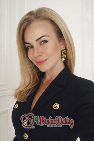 226952 - Vironika Age: 40 - Ukraine